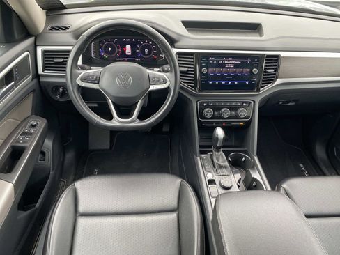 Used 2022 Volkswagen Atlas SE image 12