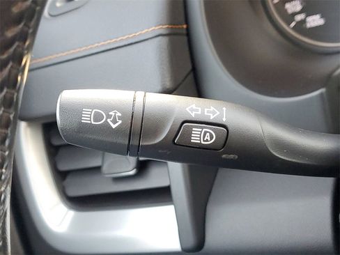 Used 2020 GMC Terrain SLT w/ Preferred Package image 12