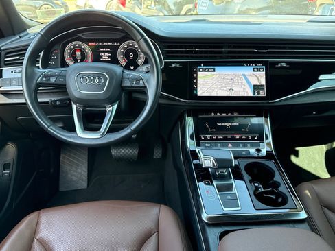 Used 2023 Audi Q8 Premium Plus w/ Premium Plus Package AWD/4WD image 39
