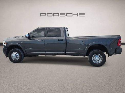 Used 2022 RAM 3500 Laramie AWD/4WD image 2