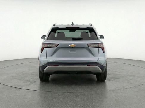 Used 2025 Chevrolet Equinox LT image 7