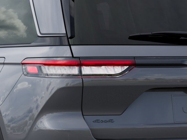 New 2027 Jeep Grand Cherokee Altitude AWD/4WD image 9