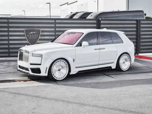 Used 2025 Rolls-Royce Cullinan AWD/4WD image 6
