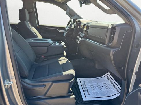 Used 2023 GMC Sierra 1500 Elevation image 15