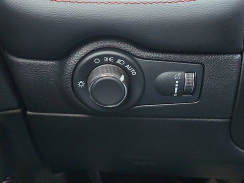 Used 2023 Dodge Durango GT RWD image 21