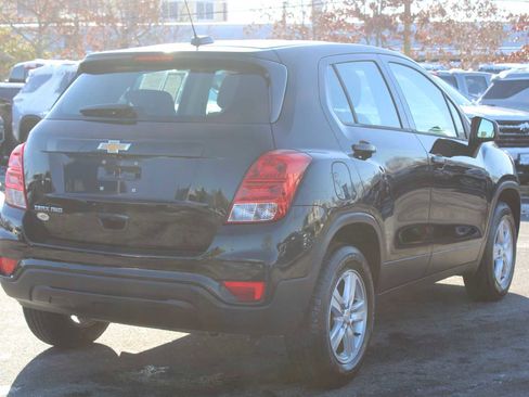 Used 2019 Chevrolet Trax LS image 7