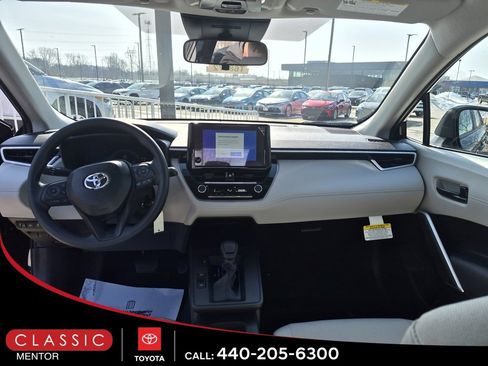 New 2026 Toyota Corolla Cross L image 12