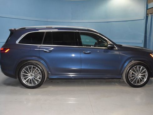 Certified 2025 Mercedes-Benz GLS 450 4MATIC image 22