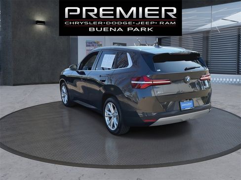 Used 2025 BMW X3 xDrive30i w/ Premium Package image 6