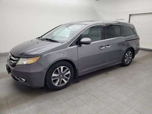 Used 2014 Honda Odyssey Touring image 2