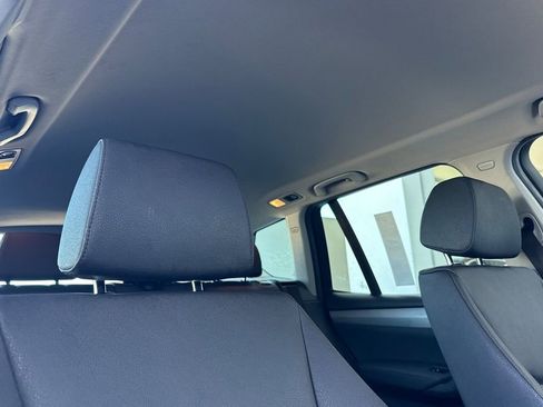 Used 2017 BMW X3 xDrive28i image 18