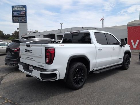 Used 2022 GMC Sierra 1500 Elevation w/ Elevation Premium Package AWD/4WD image 5