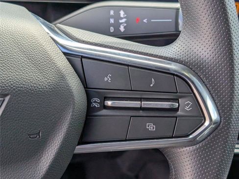 New 2026 Chevrolet Equinox EV LT image 17