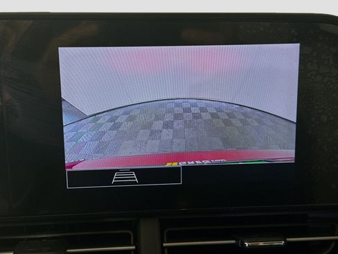 Used 2024 Chevrolet Trax LS w/ LS Convenience Package FWD image 19