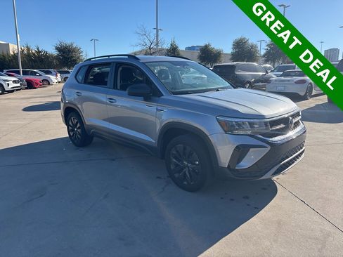 Used 2023 Volkswagen Taos S image 3