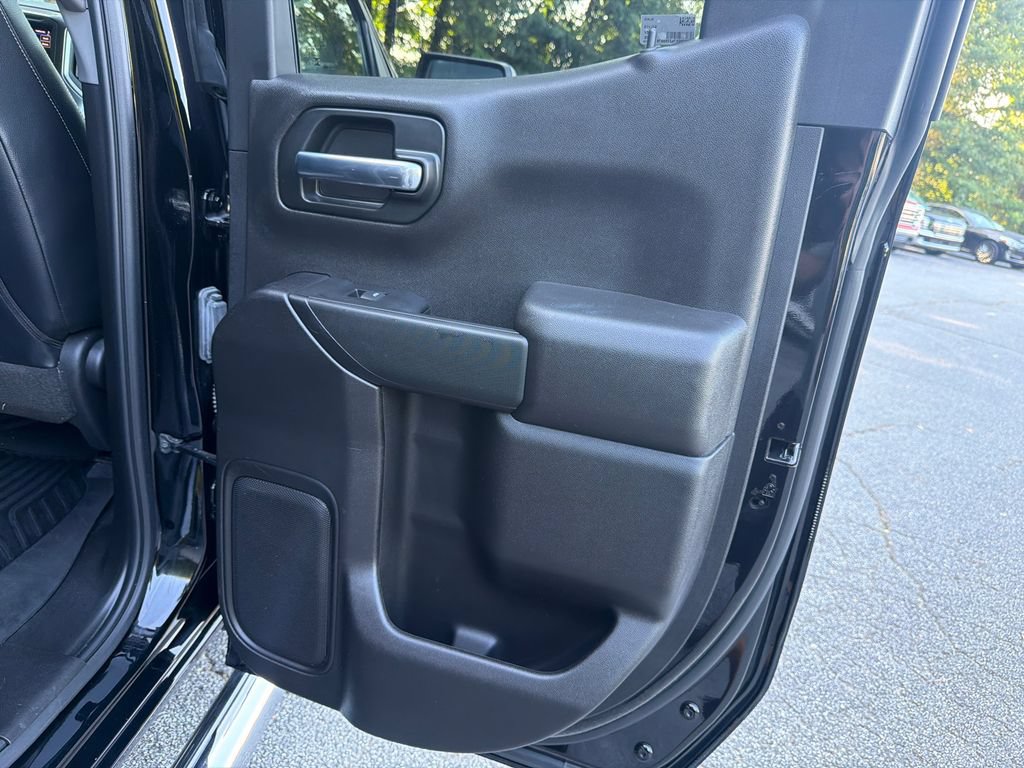 Used 2025 Chevrolet Silverado 1500 Custom RWD image 16