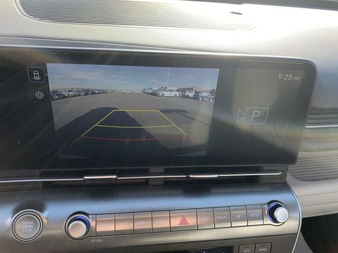 Used 2024 Hyundai Kona SEL image 18