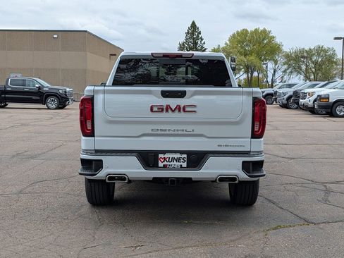 New 2026 GMC Sierra 1500 Denali w/ Denali Reserve Package AWD/4WD image 10