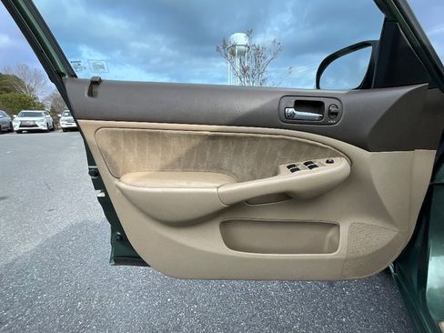 Used 2003 Honda Civic LX image 10