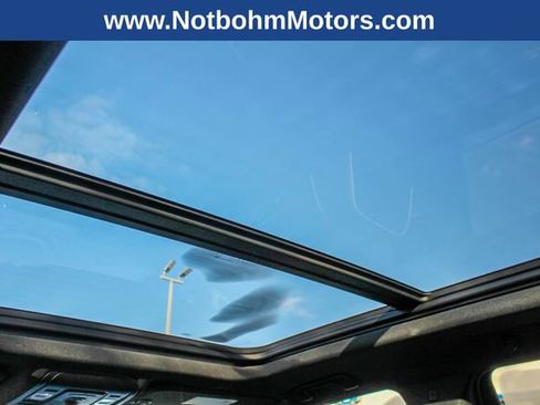 Used 2023 GMC Yukon SLT image 15