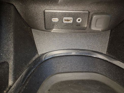 Used 2024 Chevrolet Malibu LT image 36