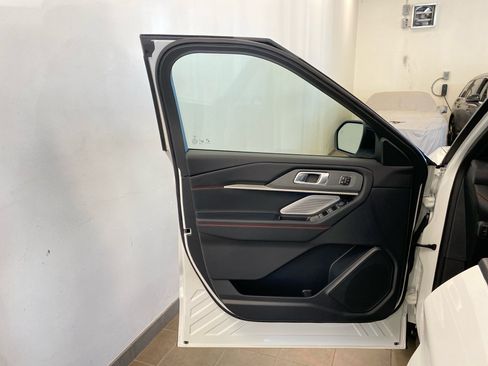 New 2027 Ford Explorer ST w/ Sun And Sound Package AWD/4WD image 15