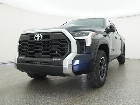 New 2026 Toyota Tundra SR5 AWD/4WD image 32