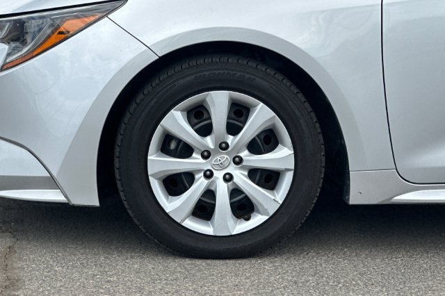 Used 2024 Toyota Corolla LE FWD image 22