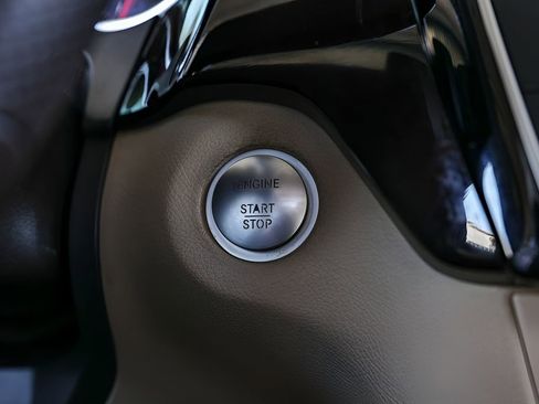 Used 2018 Mercedes-Benz GLE 350 image 24