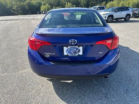 Used 2017 Toyota Corolla SE w/ Carpet Mat Package (TMS) FWD image 4