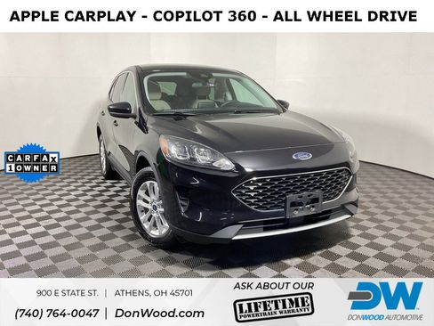 Used 2021 Ford Escape SE image 1