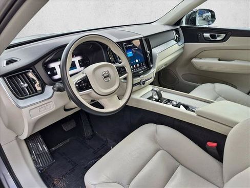 Used 2024 Volvo XC60 T8 Plus w/ Protection Package Premier AWD/4WD image 10