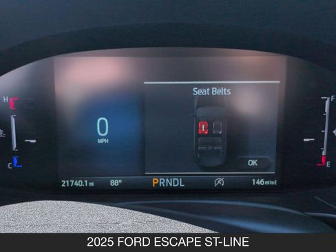 Used 2025 Ford Escape ST-Line image 21