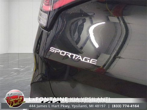 Certified 2024 Kia Sportage LX image 10