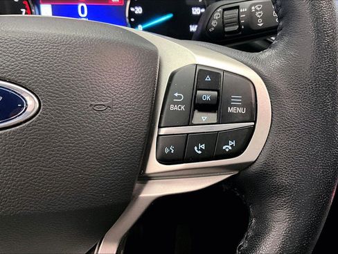 Used 2021 Ford Explorer XLT w/ Equipment Group 202A image 18