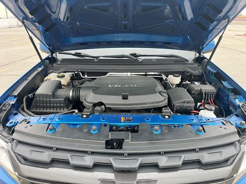 Used 2022 Chevrolet Colorado LT w/ Luxury Package AWD/4WD image 29