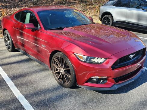 Used 2017 Ford Mustang GT w/ GT Performance Package image 2