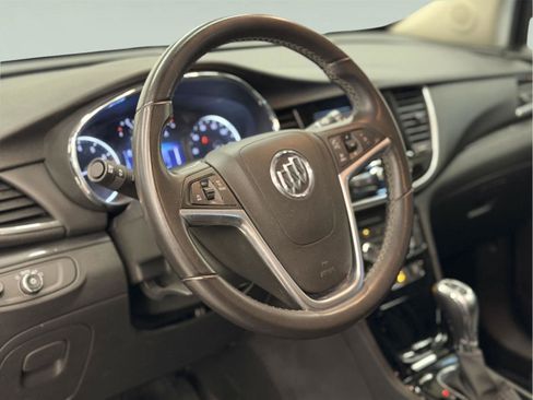 Used 2022 Buick Encore Preferred w/ Safety Package AWD/4WD image 23