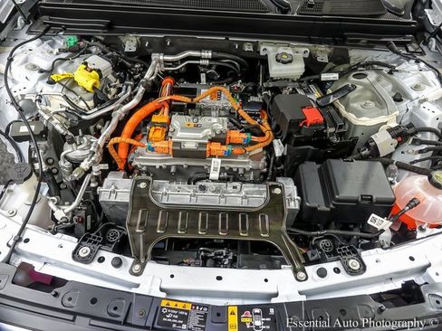 New 2025 Cadillac Lyriq Luxury image 21