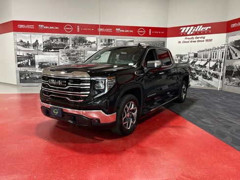 Certified 2024 GMC Sierra 1500 SLT w/ SLT Premium Plus Package AWD/4WD image 9