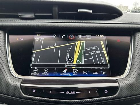 Used 2018 Cadillac XT5 Luxury w/ Driver Awareness Package image 48