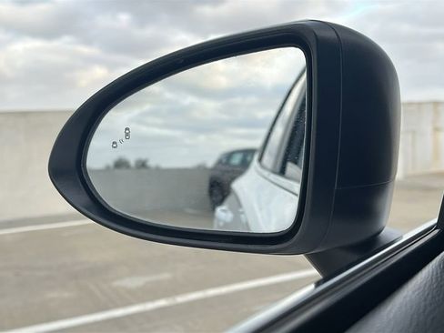 Used 2023 Hyundai Sonata SE image 18