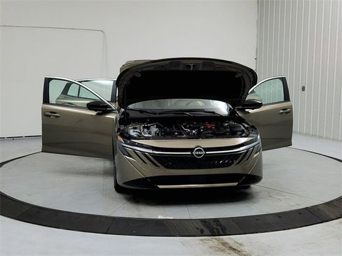 New 2026 Nissan Sentra SL w/ Floor Mat Package image 10