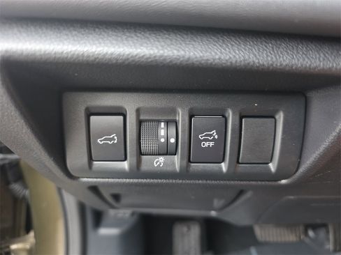 Used 2022 Subaru Outback Touring image 27