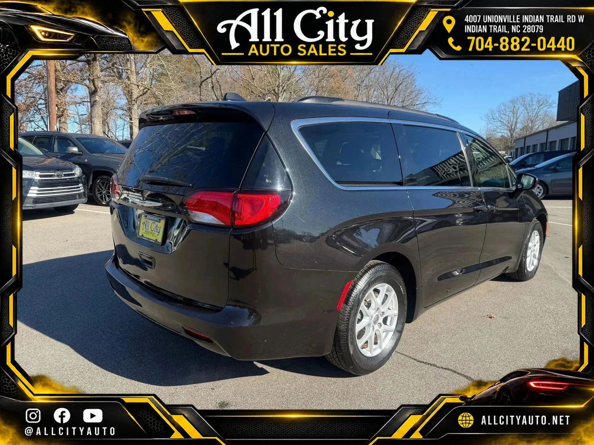 Used 2020 Chrysler Voyager Lxi FWD image 7
