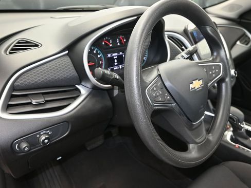 Used 2024 Chevrolet Malibu LT FWD image 12