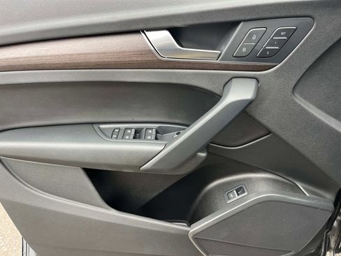 Used 2021 Audi Q5 2.0T Premium image 18