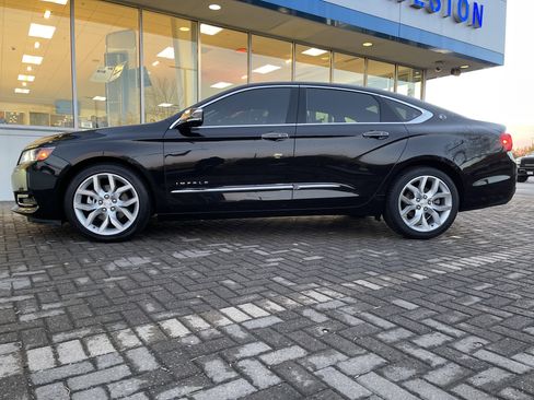 Used 2016 Chevrolet Impala LTZ image 2