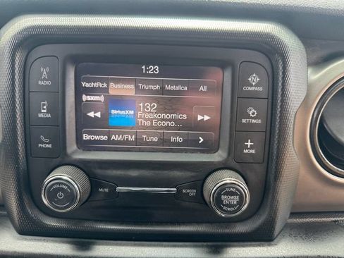 Used 2020 Jeep Gladiator Sport w/ Quick Order Package 23S AWD/4WD image 21