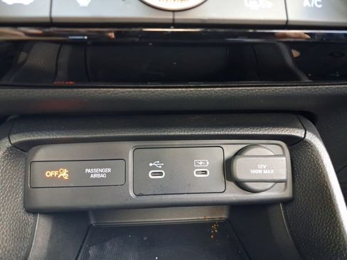 Used 2025 Honda Civic Sport image 25